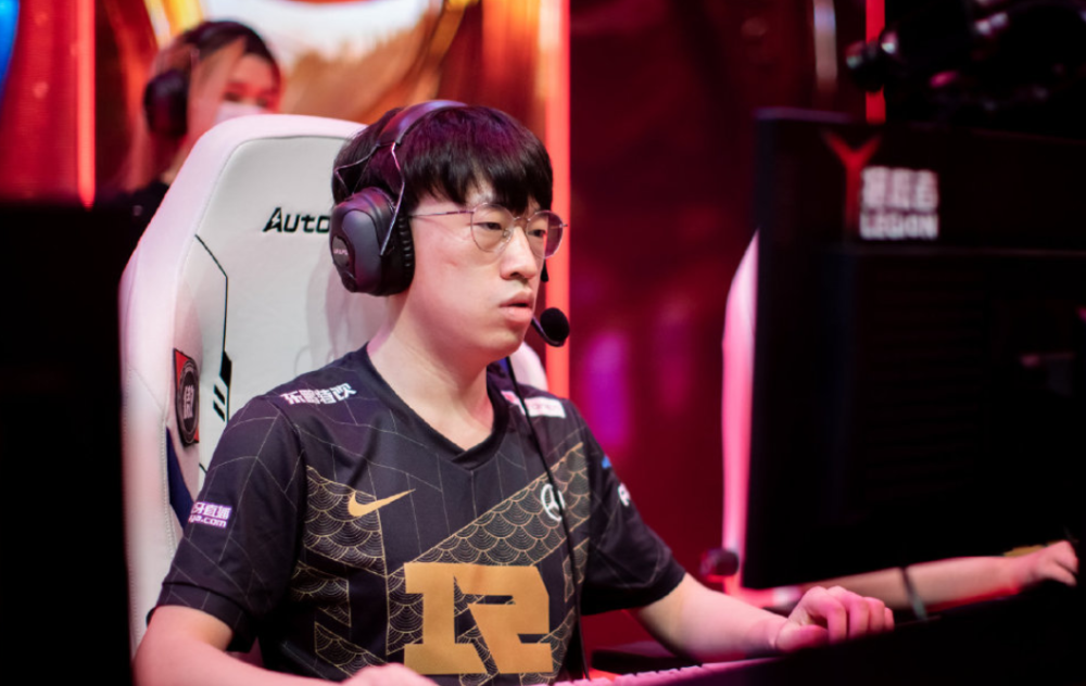 开云体育内马尔巅峰对决，Scout与40激战FPX分钟，精彩发挥胜负难料！的简单介绍